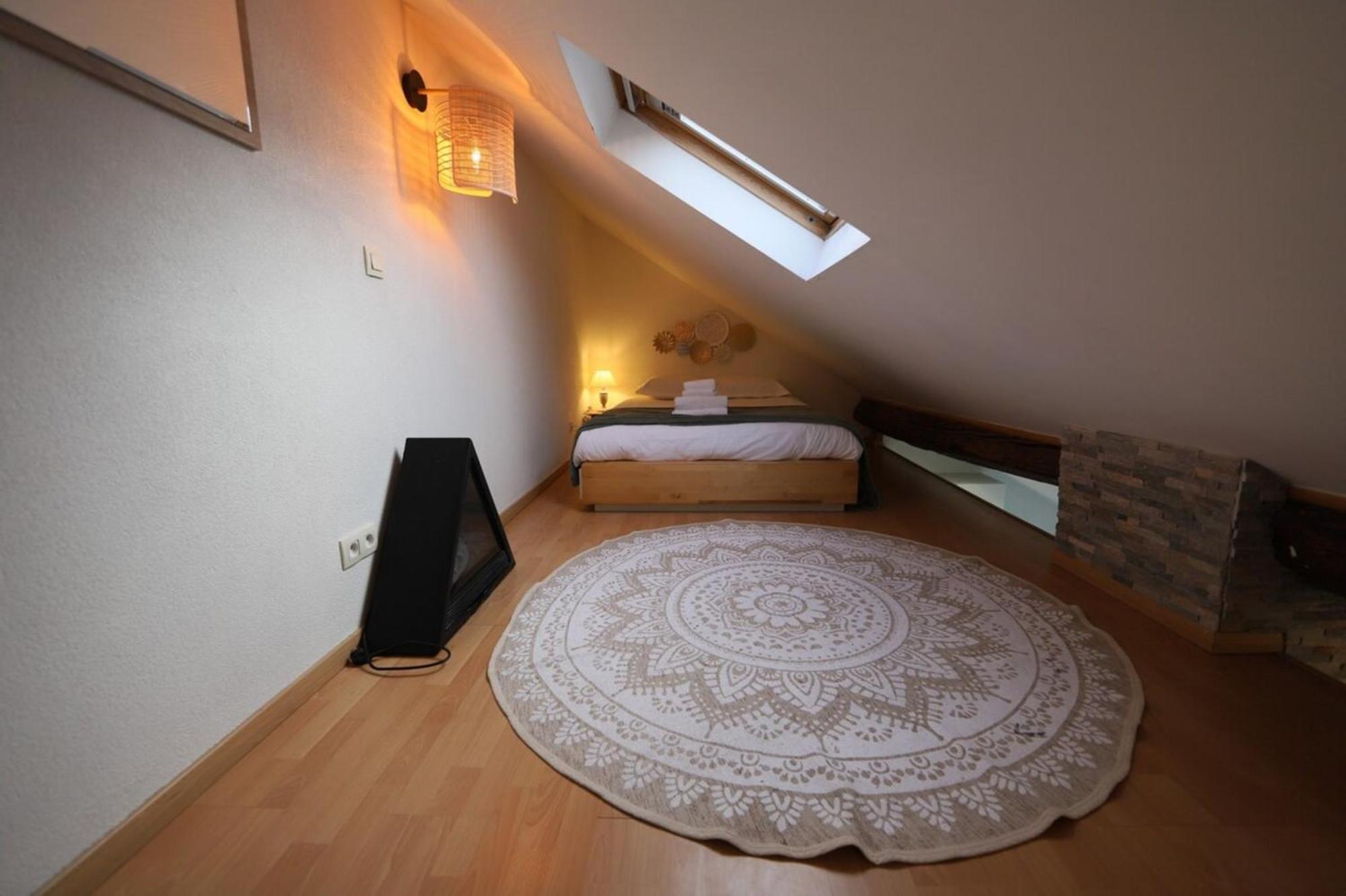 A Little Nest At The Top Floor Annecy Exterior foto